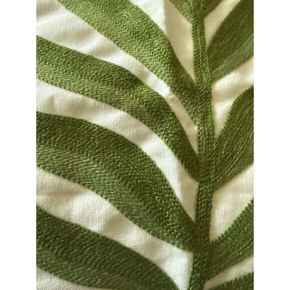 Leafy Embroidered Pillow Cover 17.5"x18" Green Tropical Botanical Design Cotton - Picture 4 of 4